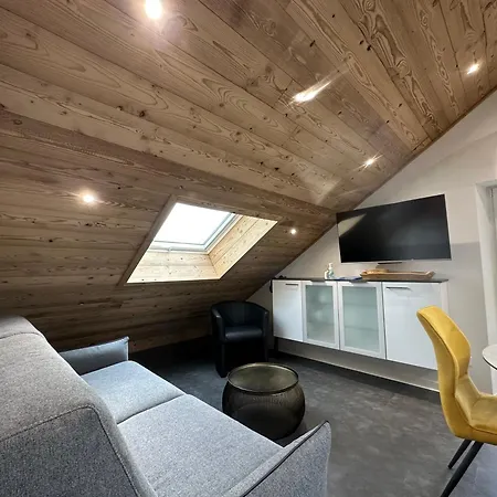 Le Belvedere Vue Lac, Piste De