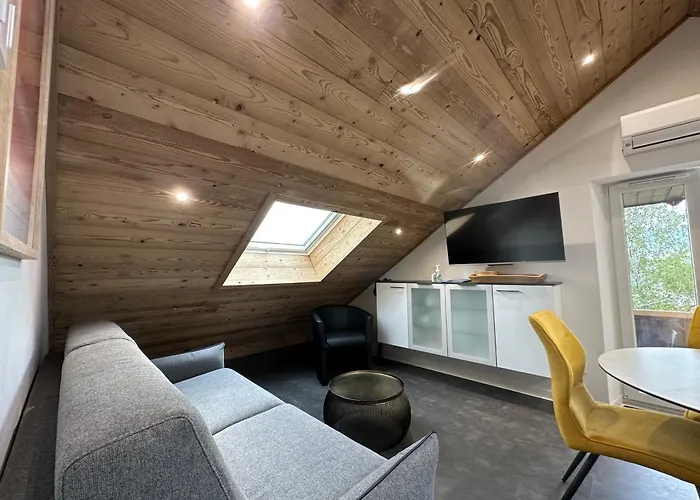 Le Belvedere Vue Lac, Piste De